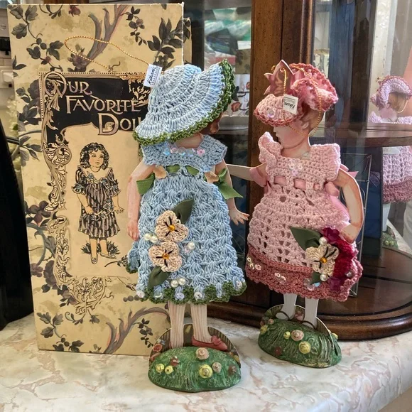 2 Paper Dolls Crochet Clothes Hats Stands Christmas Ornaments Wayne M. Kolenski - Picture 12 of 16
